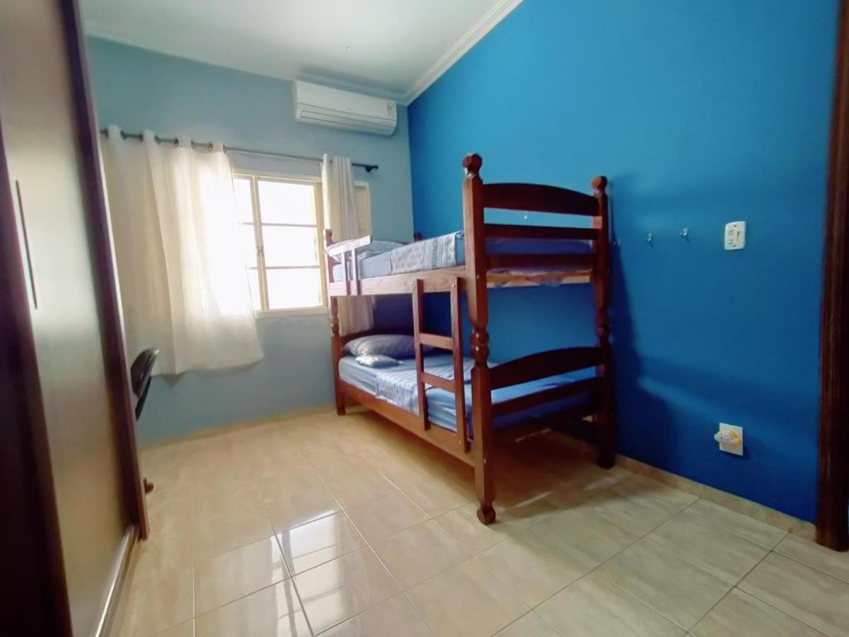 4 quartos , muito espaçosa , Wi-fi 250 mega , 12 mim do parque Andradina Exterior foto