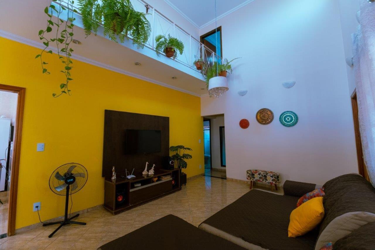 4 quartos , muito espaçosa , Wi-fi 250 mega , 12 mim do parque Andradina Exterior foto