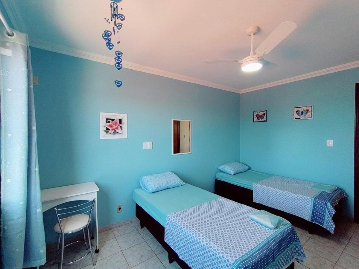 4 quartos , muito espaçosa , Wi-fi 250 mega , 12 mim do parque Andradina Exterior foto